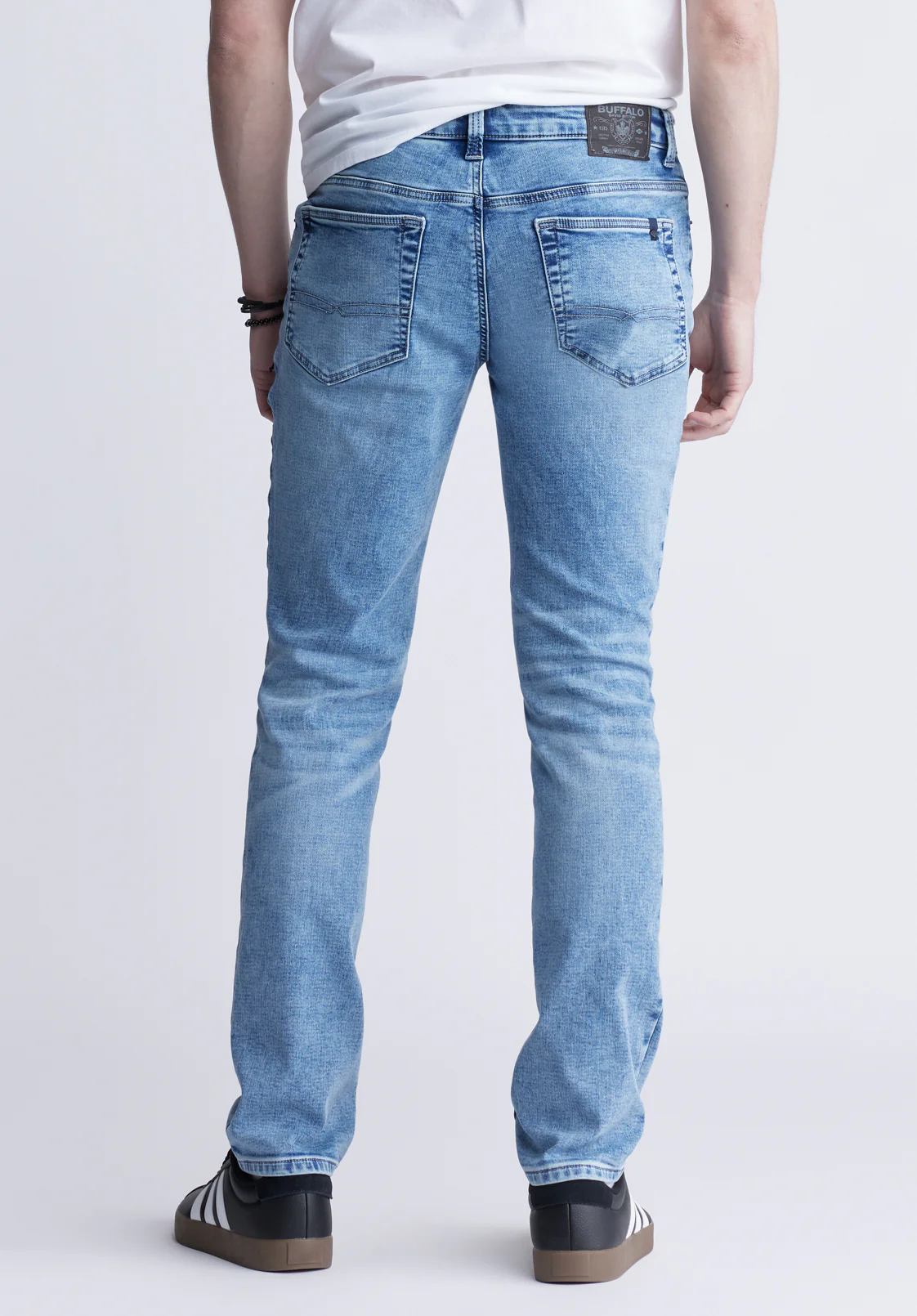 Slim Ash Men's Freedom Flex Jeans, Sanded Wash - BM22990 - Image 3
