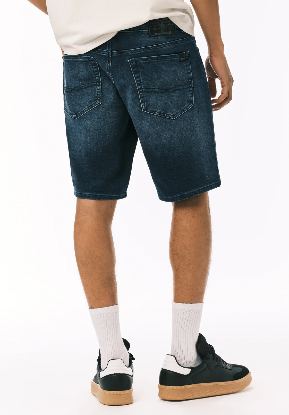Relaxed Straight Dean Men's Freedom Flex Denim Shorts, Heavily Sanded - BM22949 - Image 3