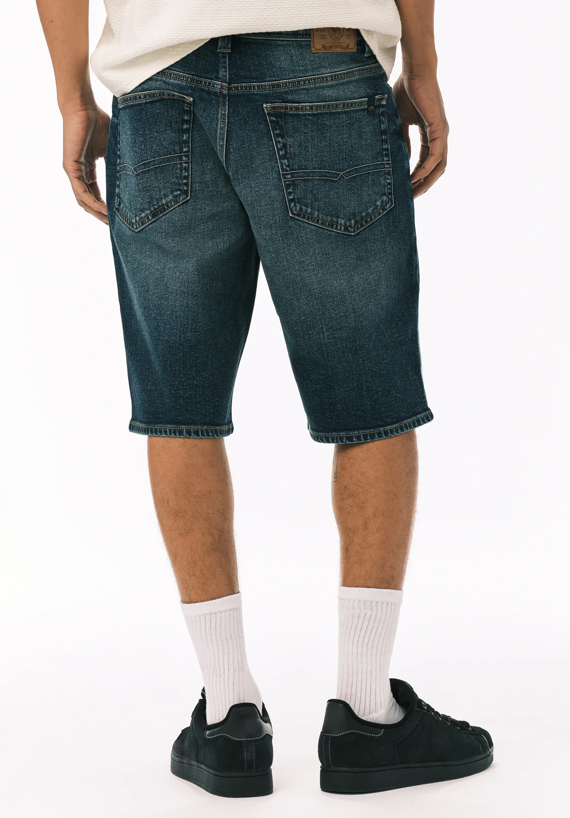 Relaxed Straight Dean Men's Denim Shorts, Indigo Contrasted - BM22968 - Image 3