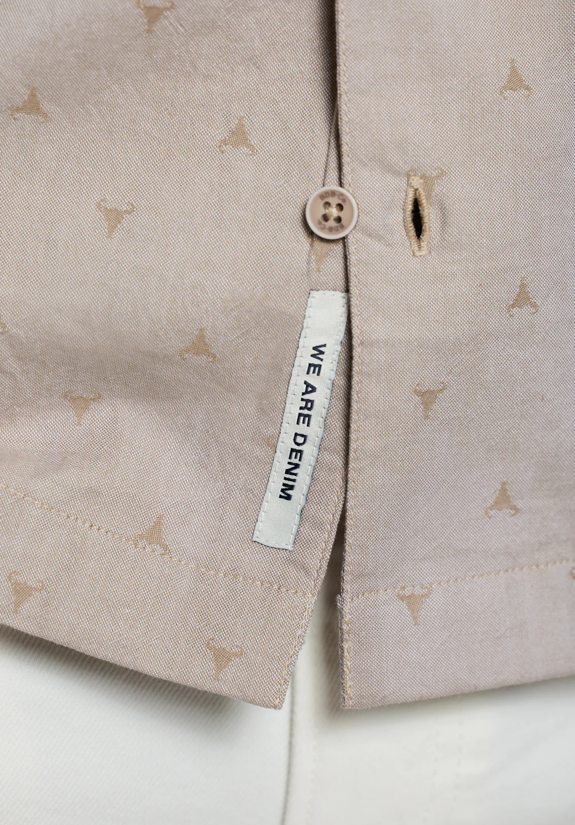 Salaman Men's Short-Sleeve Patterned Shirt with Chest Pockets, Tuffet Beige - BM24552 - Image 4