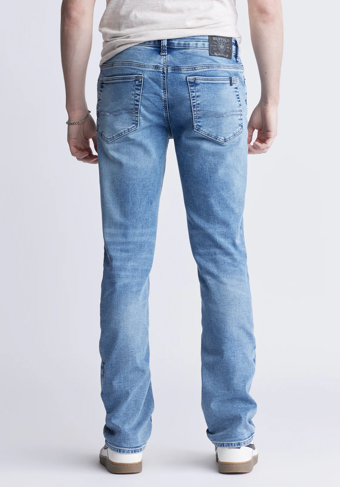 Straight Six Men's Five-Pocket Freedom Flex Jeans, Sanded Wash - BM22998 - Image 3